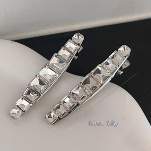 Barrettes à cheveux argentées avec cristaux rectangulaires étincelants en paire