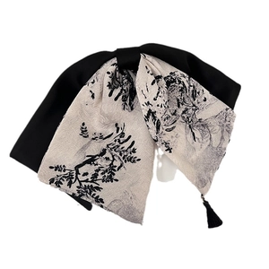 Pince à cheveux élégante avec nœud de peinture à l'encre chinoise et glands noirs