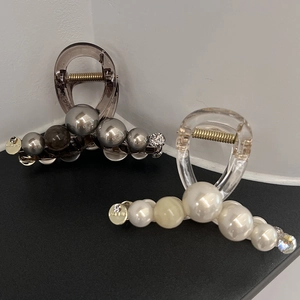 Elegant hair claw clip set with faux shell pearls and grey beads for sophisticated hairstyling