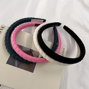 Sommer-Schwamm-Haarreifen in Marine, Rosa, Beige und Schwarz mit Faltenstruktur
