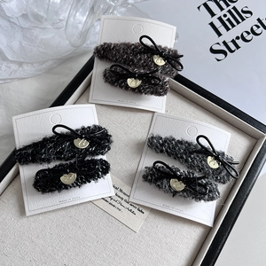 Handgefertigte Legierung Polyester Plüsch Schleife Haarspange Für Damen Elegant Tweed Stoff Entenschnabel Clip Winter Zubehör