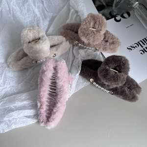 Grandes pinces à cheveux élégantes en peluche avec perles et fausse fourrure de lapin