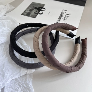 Set mit 4 Haarreifen aus Wollstoff mit Pünktchenmuster und minimalistischem Design