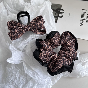 Grand Choucou à Imprimé Léopard en Tissu à Volants et Ensemble de Pinces à Cheveux à Nœud pour Femmes Accessoires Cheveux