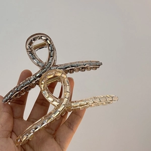 Elegant Large Acrylic Crystal Rhinestone Hair Claw Clip Women High-end Cross Hairpin Shark Clip Banquet Hair Accessories