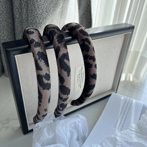 Three-piece leopard print padded headbands in vintage French style wool fabric for women
