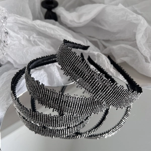 Luxury Gunmetal Black Rhinestone Padded Hair Band For Women Elegant Wide Handmade Non-Slip Teeth Headband Retro Hair Accessories