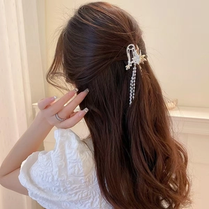 Eleganter Legierung Künstliche Perle Blume Schmetterling Haarkralle Lange Quaste Strass Haarnadel Luxus Haarschmuck Für Damen Hochzeit Party