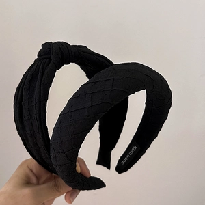 Vintage Black Padded Headband For Women Wide Fabric Twisted Knot High Top Hair Hoop Minimalist Handmade Hair Accessory
