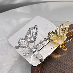 Elegant gold and silver moving butterfly hair clips set with hollow metal wings