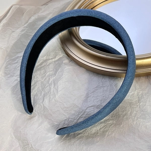 Vintage navy blue denim sponge headband with wide brim for a high top volume look