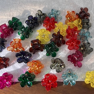 Mini Flower Hair Claws Plastic Colorful Floral Hair Clips For Women Girls Small Cute Matte Flower Hair Pins Accessories