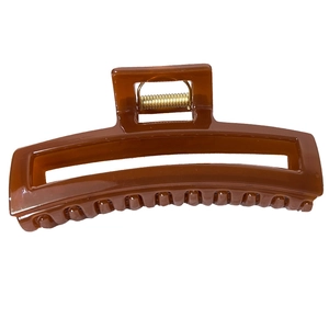 Grande pince à cheveux rectangulaire ambre ajourée avec ressort doré pour femmes style chic