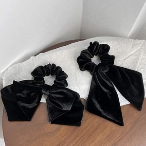 Vintage Elegant Velvet Large Bow Scrunchies With Long Streamers For Women Retro Solid Color Hair Ties Ponytail Holder Fashion Hair Accessories
