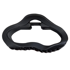 Große matte schwarze Cloud-Haarklammer mit elegantem Design für dickes Haar