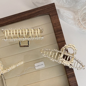Elegant gold alloy hair claws with white pearls in rectangle and cross designs