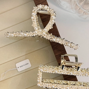 Elegant Gold Alloy Artificial Pearl Hair Claw Large Geometric Cross Rectangle Shark Clip For Women Thick Hair Styling Accessories