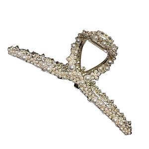 Elegant gold alloy shark hair claw clip with multiple white pearls for women hair styling