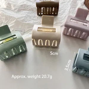 5cm minimalistische hohle Haarklammern in verschiedenen glänzenden Pastellfarben für Damen
