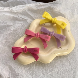 Barrette à Cheveux En Plastique Nœud Papillon 3D Pour Femmes Imprimé Lettres Pince Bec De Canard Accessoires Cheveux Filles