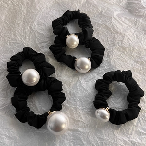 Chouchou Noir Style Français Élégant Grande Künstliche Perle de Culture Élastique à Cheveux Support de Queue de Cheval Mode Accessoires Femme
