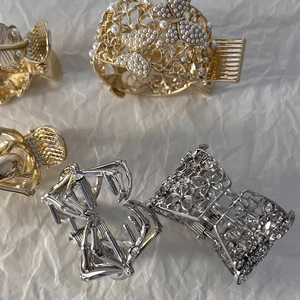 Pinces à cheveux papillon étincelantes avec perles et strass pour queue de cheval