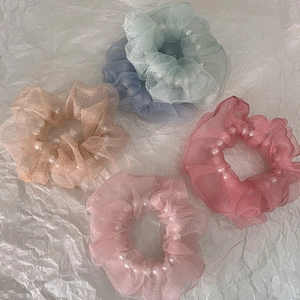 Lot de 4 chouchous en organza pastel avec perles en champagne, menthe, bleu et rose