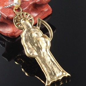 Pendentif Santa Muerte doré avec chaîne en acier inoxydable pour hommes et femmes