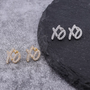 Boucles d'oreilles XO hip-hop en or et argent avec pierres de zircone cubique