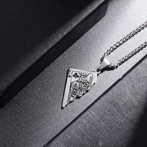 Collier avec pendentif carte roi de trèfle rétro et chaîne box argentée pour hommes et femmes