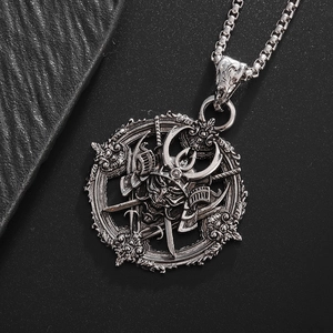 Vintage Gothic Samurai Oni Mask Pendant Necklace For Men Punk Retro Alloy Metal Distressed Warrior Necklace Streetwear Jewelry