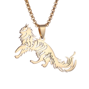 Goldene Halskette aus Edelstahl mit langhaarigem Katzenanhänger und Hohlmuster
