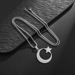 Collier en acier inoxydable argenté avec pendentif croissant de lune et étoile et chaîne