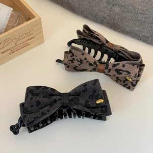 Barrette banane à nœud léopard multicouche pour femme en gris foncé et marron