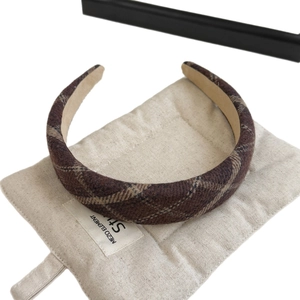 Maillard brown plaid padded headband with thick sponge for an elegant retro autumn look