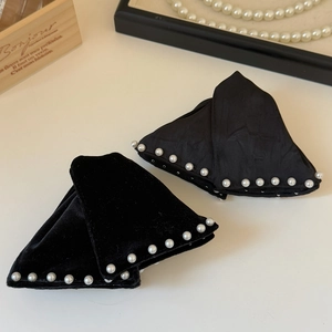 French vintage triangle hair claw clip with black velvet and elegant pearls for women