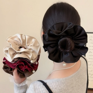 Elegant Satin Large Scrunchies With Artificial Pearl Pendant Korean Style Ruffled Elastic Hair Ties For Women Daily Hair Accessories