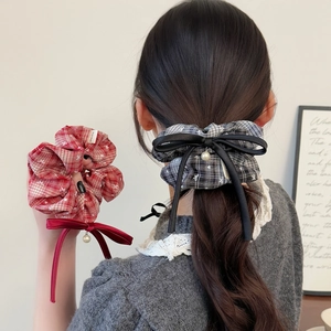 Süße Karierte Stoff Scrunchies Mit Satin Schleifenband Und Künstliche Perlenanhänger Koreanischer Stil Pferdeschwanz Halter Damen