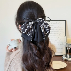Pince à Cheveux Nœud en Mousseline Florale Avec Rubans Longs Élégante Griffe à Cheveux en Tissu pour Femmes Accessoire de Coiffure Français