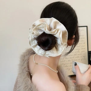Elastico per capelli retrò francese in raso beige con pizzo, accessorio elegante