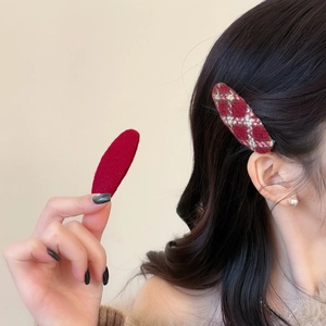 Vintage Red Plaid Fabric BB Hair Clips For Women Handmade Fashion Velvet Tweed Side Bangs Clip New Year Hair Accessory