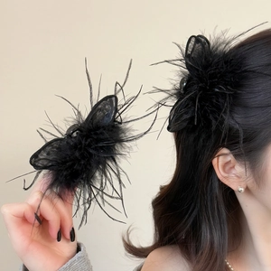 Elegant black feather butterfly hair claw clip with delicate mesh for women hair accessory