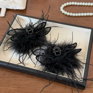 Elegant French cat ear style feather hair claw clips in black for women and party styling