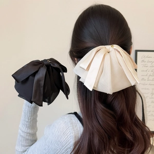 Pince à Queue de Cheval Élégante avec Nœud en Satin Fait à la Main Pince à Cheveux Multicouche pour Femmes Accessoires