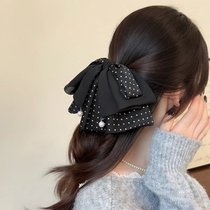 Pince à cheveux noeud à pois de style français avec perles élégantes suspendues