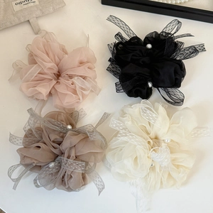 Chouchous élégants en organza avec dentelle et perles en quatre couleurs Morandi pour chignons