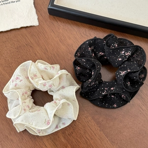 Floral double-layer mesh hair scrunchies set in beige and black chiffon for ponytail