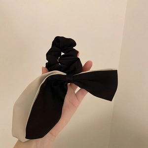 Minimalist double-layer bow scrunchie with black and beige satin ribbon for women
