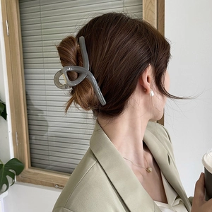 French style large transparent grey shark hair claw clip for elegant women hairstyles