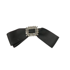 Barrette à cheveux avec nœud en satin noir et boucle rectangulaire strassée